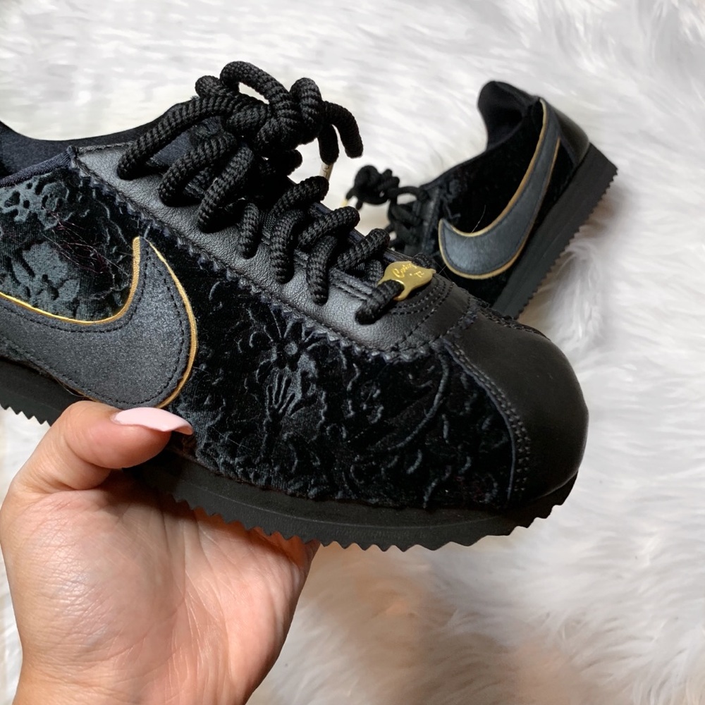 SOLD *NEW* Classic Cortez SE - Picture 4 of 4